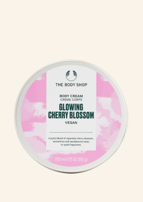 Glowing Cherry Blossom telový krém - The Body Shop