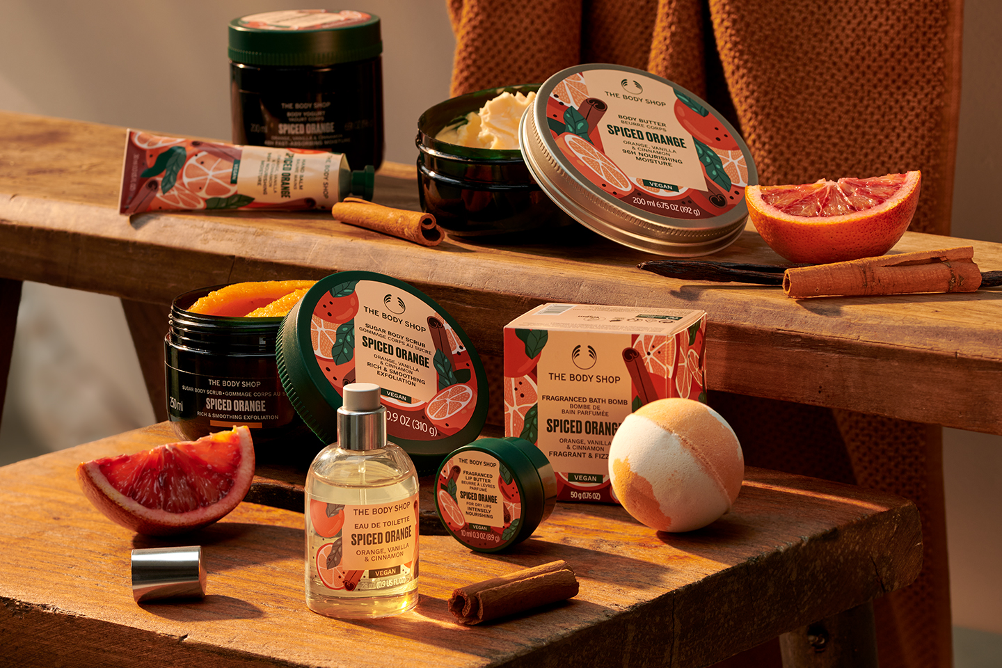 015-2022-Q4-XMAS-LIVE-200pc-DESKTOP